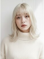 テラス トヨタ(Telasu Toyota)&nbsp;ホワイトブロンド/ブリーチカラー