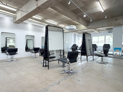 フレイムスヒュー 高崎店(FRAMES HUE)の写真