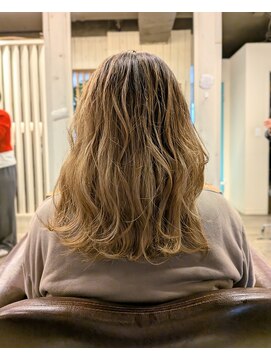 アンプリュス リアン(1+ Unplus lien) ハイライトバレイヤージュ×ミルクティーベージュ/亀戸