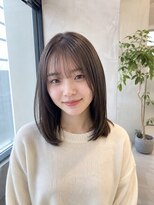 ラナ(LaNA)&nbsp;透け前髪とすっきり内巻きの艶ミディアム