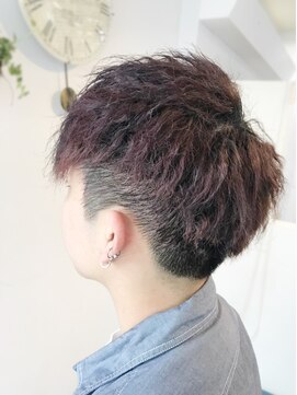 トゥエンティーフォー 泉大津店(24) 刈り上げツイストパーマ