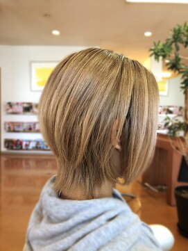 スタジオフィット(STUDIO FITTO) ・軽めのショートレイヤー・