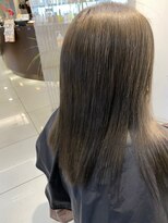 オッズ美容室 八尾店 手櫛で決まる!デザインカラー