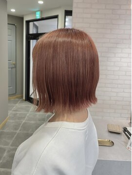 コバルト(Cobalt) 20代30代40代小顔切りっぱなし大人ボブピンクベージュ