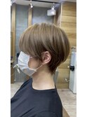 (小山)クビレ小顔ショート