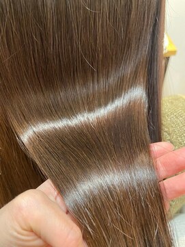 フィー 東川口店(fee) 髪質改善/リンゴ幹細胞/トリートメント