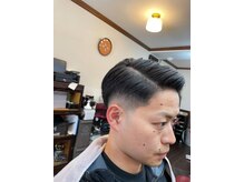 ヒガシジュウジョウバーバーショップ(Higashi-Jujo BARBER SHOP)