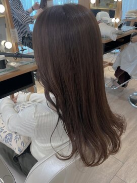 ネオリーブ チロル 横浜西口店(Neolive CiroL.) 艶髪　美髪　ラテベージュカラー