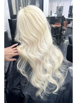 リア 大阪梅田(Ria) ~ホワイトブロンド~ 【Ria 大阪 梅田】