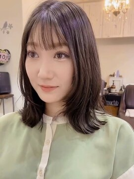 サンチャサロン(sancha salon) ミディアムレイヤー