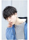 無造作スパイラルツーブロック刈り上げマッシュ