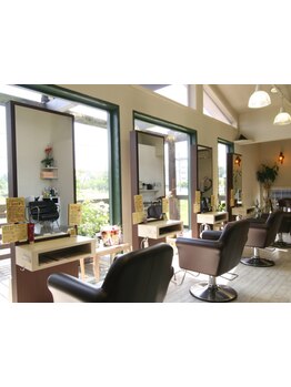 経験豊富なベテランスタッフなので相談しやすい◎会話が弾みやすく悩みに寄り添ってくれるのが嬉しい♪