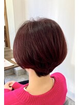 アンジュールヘアーワークス(1//jour hairworks)&nbsp;ボルドーレッドで脱・白髪染めハンサムショート