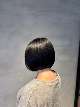 エル バイ ゼノン ビューティー(L by ZENON BEAUTY) スタイリングしやすい　ワンレンボブ