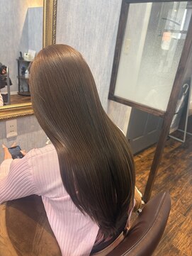 ロミー(Romy) ダメージレスストレート+艶々オージュアトリートメント