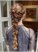 編み下ろし　結婚式　お呼ばれ　ヘアアレンジ　大人かわいい