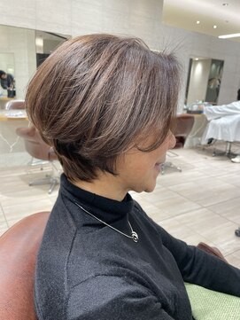 エアー 久留米(AIR) 【久留米】 明るい白髪染め/前髪カット/エレガトボブ
