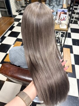 ヘアーデザインサロン スワッグ(Hair design salon SWAG) グレージュ