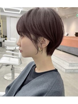 ナンバー 六本松(Number) 【頭の形が綺麗に見えるくびれショート】NARUMI