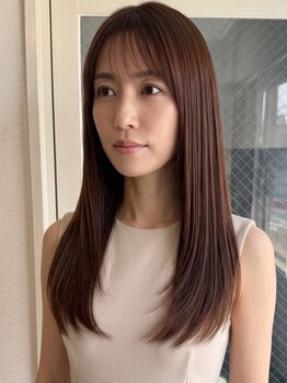 ベイス アワジ(BASE)の写真/白髪は隠したい。でも暗くしたくない。艶も透明感も楽しめる、大人女性のための白髪カラーをBASEで♪
