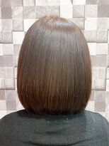 カシェット(cachette) ミディアムボブ