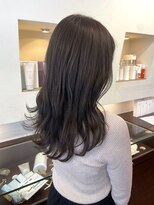 ビーチリゾート 自由が丘(Beach Resort)&nbsp;【Beach】 グレイアッシュ/冬カラー/抜け感ヘア