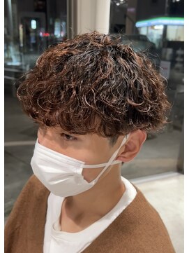 ブランコジーサウス(BLANCO G South) 波巻きスパイラルパーマ ツーブロック マッシュ 骨格補正