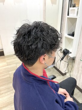 クローバー 本店(CLOVER) ツーブロック☆波巻きパーマ