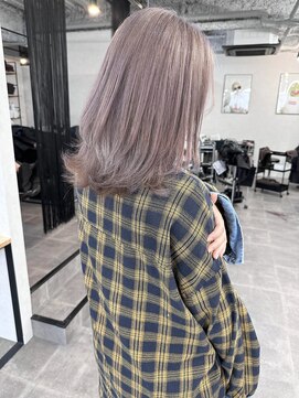 リノバイアクネ(lino by ACNE) ラベンダーベージュ/レイヤーカット