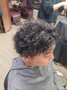 グルーマーズトウキョウ(GROOMER/S TOKYO) 【GROOMER/S 丸山】 ツイストスパイラルパーマ ショート