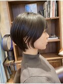 骨格を綺麗に見せる大人美人ショート