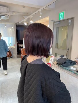 キャンバス バイ ネオリーブ 横浜西口(Canvas by neo.) 切りっぱなしボブ ピンクブラウン フラットボブ s