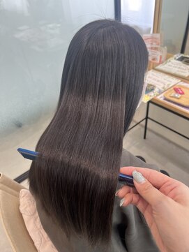 ファムバイアヴァンス(Femme by AVANCE.) 髪質改善カラー