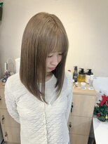 テトラ バイ ネオリーブ 横浜西口店(tetra by neolive)&nbsp;くすみベージュ　ケアブリーチ1回　切りっぱなし　艶髪横浜★