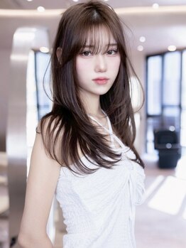 『レイヤーカット』×『髪質改善』で叶う☆伸ばしかけでも扱いやすい小顔レイヤー♪[新宿]