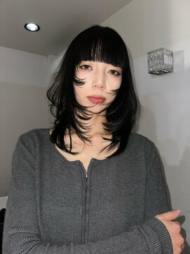 ナービス(NARVIS) 顔まわりカット/デザインカット/ハッシュカット/カール