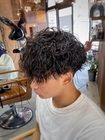 コモレビ(komorebi)&nbsp;【山本智文】ツイストスパイラルパーマメンズマッシュ