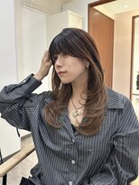 ジーナ 吉塚(Zina)&nbsp;簡単 ワンカールレイヤー【福田れん】吉塚美容室 ハッシュカット