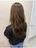 ツヤ感たっぷりのロングブラウン × 毛先までまとまる上質な仕