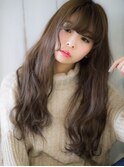 大人可愛い艶髪無造作ウェーブロング アッシュブラウン