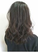 ダークグレージュアンニュイカール大人可愛いセミロング