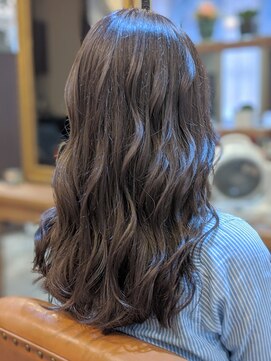 アリュー(allu) オータムグレージュ