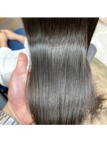 フィン(FiN by allure)&nbsp;浦前ツバサ/髪質改善/ヘアエステ/艶髪/光色