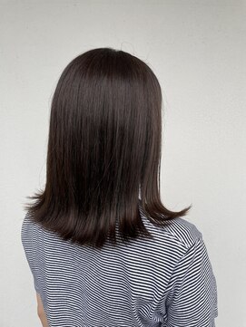 ドルチェヘアー(DOLCE HAIR) うる艶ストレートヘア　艶たっぷりのくすみダークブラウンカラー