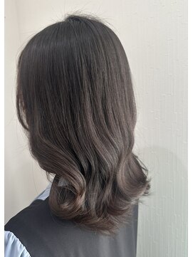 ヘアデザイン ノア(Noa) くびれミディ