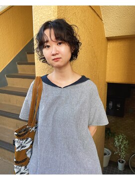 ツナグ(tsunagu) ショートパーマ