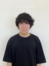ヘアメイク トゥエンティワン エミオ狭山市店(HAIR MAKE Twenty One) 角田 雅司
