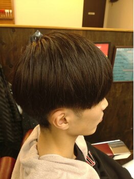 ヒガシジュウジョウバーバーショップ(Higashi-Jujo BARBER SHOP)の写真/【メンズカット＆シャンプー¥2,000】お手頃価格で通いやすい！伸びてもキマるスタイルで家でも簡単セット！