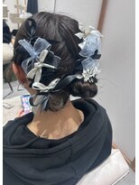 ジーナ 千葉(Zina)&nbsp;ツインお団子ヘア