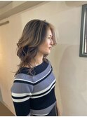 レイヤーのひし形フォルムを際立たせるバレイヤージュ